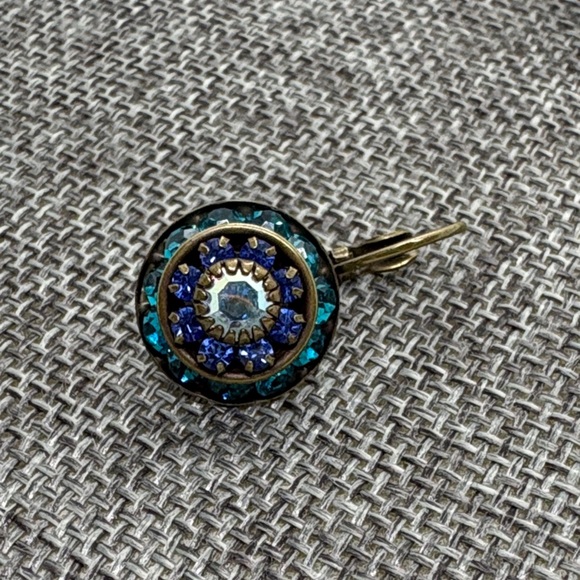 Liz Palacios Swarovski Crystal Blue and Antique Brass Dangle Earrings - Picture 10 of 10